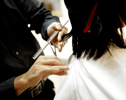 WOMEN'S HAIRCUTS